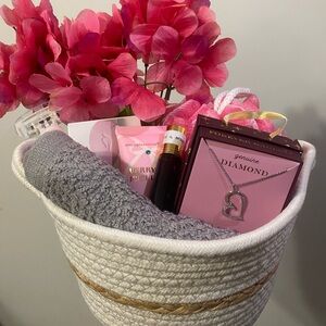 Genuine Diamond Pink Heart Necklace Gift Set - Women Bath & Body